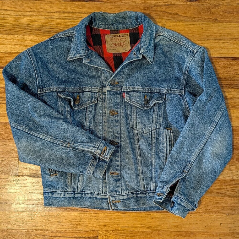 Vintage Levi's flannel lined denim jacket